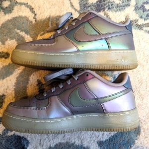 Nike AF1 LV8 Low Iridescent